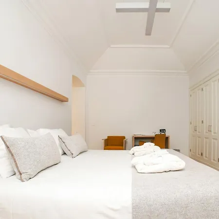 Solar Boucas By Quantique Gospodarstwo wiejskie